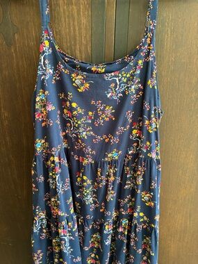 Amazon Navy Blue Floral Maxi Dress with Multicolor Floral Print Sz M
